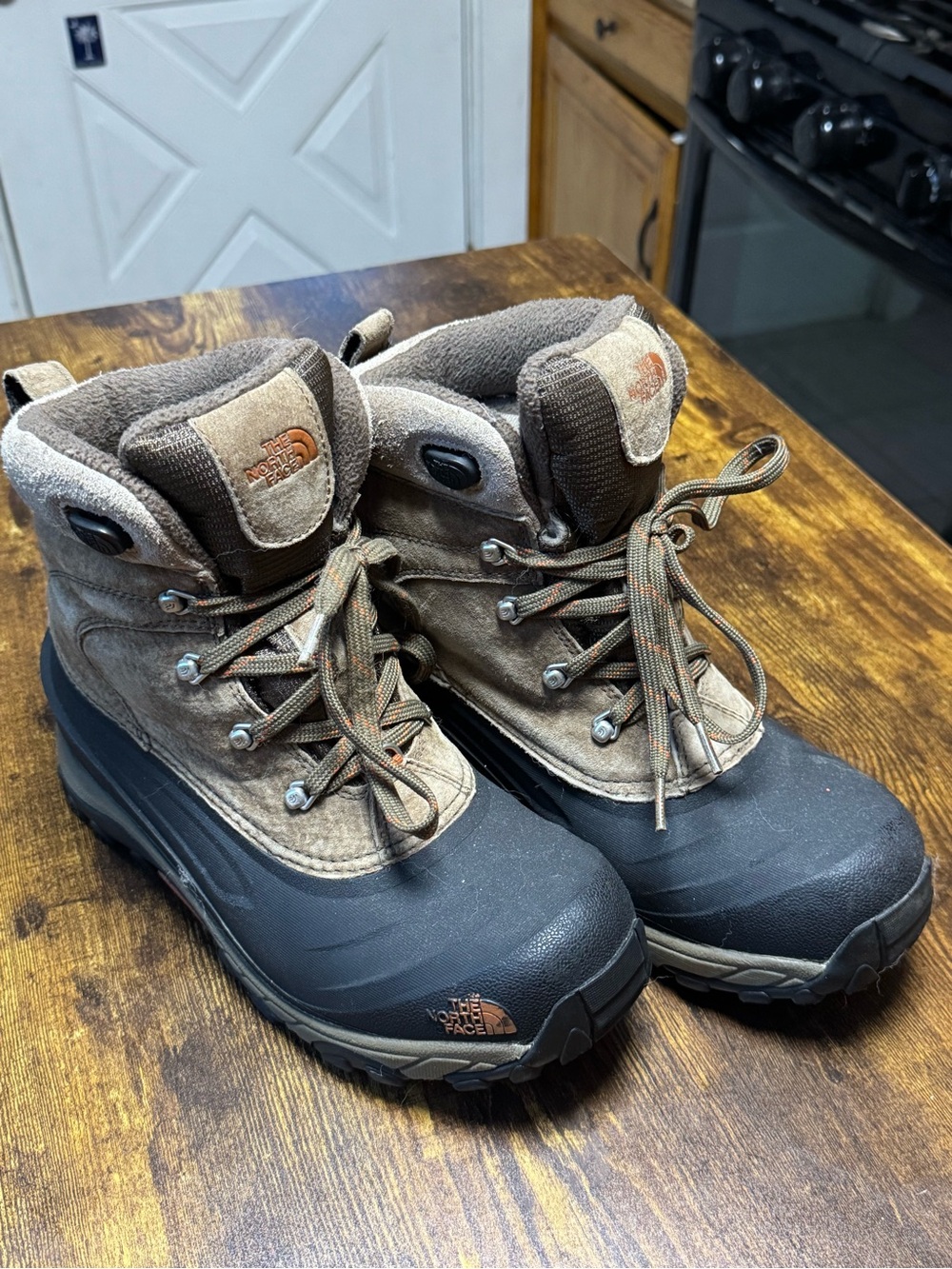The North Face Men's Brown/Black Waterproof Hiking Boots heatseeker